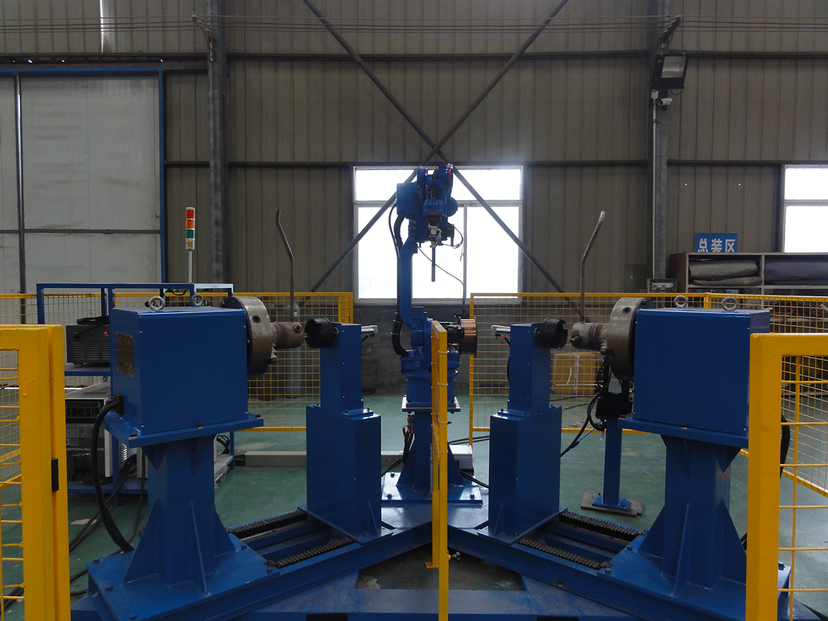 液压油箱双工位机器人焊接工作站-济南冠森自动化设备有限公司